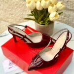 Valentino هيلز ، برغندي ♥️37