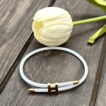 اسوارة هرمز أبيض مختومةً🤍