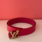 حزام LV فوشي هاردوير ذهبي 🌷
