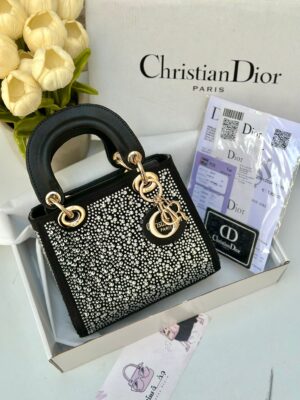 MINI DIOR ستراس فضي💎🤍