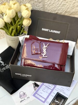 YSL كتف برغندي مع علبة ♥️🎁