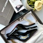 هيلز ysl اسود، كعب ذهبي.