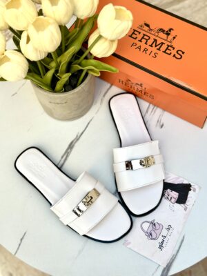 سليبر Hermes قفل أبيض 🤍
