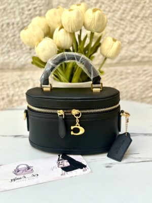 شنط Coach make up اسود 🖤💄