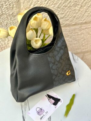 كوتش لانا 🖤 غير مختوم