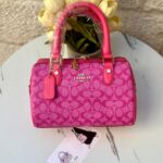 شنتة كوتش جلد فوشي 💕