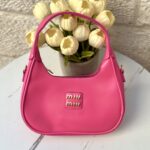 شنط miumiu كولتي وسط 💞