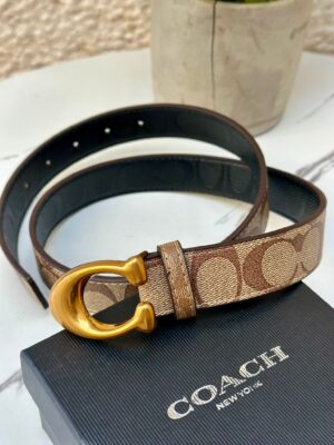 حزام coach بيج مع علبة مختوم