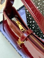 ⁦Ysl هوبو برغندي لامع،مع علبة 🔥⁩ - الصورة ⁦5⁩