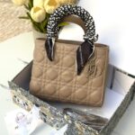 ليدي ديور بيج غامق،مع علبة،22 سم