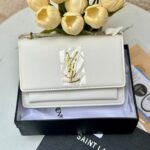 YSL كتف/كروس ابيض مع علبة 🤍🎁