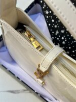 ⁦Ysl هوبو اوف وايت لامع،مع علبة⁩ - الصورة ⁦2⁩