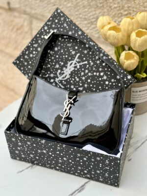 Ysl هوبو اسود لامع،اكسسوار فضي مع علبة 🖤