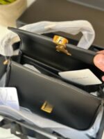 ⁦YSL سولفيرينو اسود جلد ناعم مع بوكس 🖤🎁 (نسخة)⁩ - الصورة ⁦6⁩