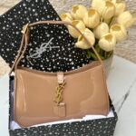 Ysl هوبو بيج لامع، مع علبة