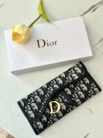 ⁦جزدان DIOR رمادي معرق كبير⁩ - الصورة ⁦2⁩
