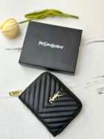 جزدان YSL اسود صغير 🖤سحاب