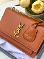 ⁦YSL كتف/كروس عسلي مع علبة 🤎🎁⁩ - الصورة ⁦3⁩