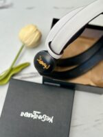 ⁦حزام ysl ابيض (شعار دائري) مع علبة مختوم⁩ - الصورة ⁦3⁩