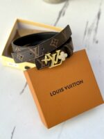 حزام LV اكسسوار مع علبة مختوم