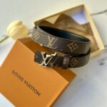 حزام LV مع علبة مختوم