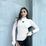 بلوزة جولف prada اوفوايت صوف