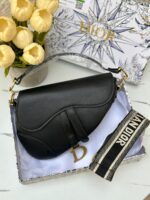 ⁦ديور سادل اسود، مع علبة 🖤⁩ - الصورة ⁦2⁩