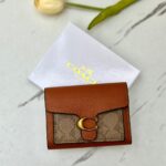 جزدان coach عسلي صغير 🤎