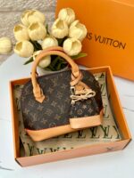 شنتة LV بني+تشارمز، مع علبة