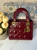 ليدي ديور ماروني لامع،مع علبة،22 سم ♥️