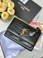 ⁦YSL كتف/كروس اسود جلد تمساح مع علبة 🖤🎁⁩ - الصورة ⁦3⁩