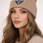 طاقية PRADA بيج