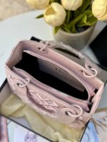 ⁦ليدي ديور مطرز ،مع علبة،22سم 🎀⁩ - الصورة ⁦4⁩