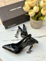 ⁦ysl هيلز اسود، مغلق من الامام، كعب فضي (ارضية سوداء) سايز 39 فقط⁩ - الصورة ⁦4⁩