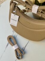 ⁦حقيبة بولين اصدار جديد، قاعدة 23سم ، يدها قابلة للتمديد، مع حزام كروسبودي اضافي⁩ - الصورة ⁦5⁩