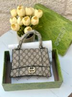 ⁦حقيبة التعاون بين gucci & balenciaga قاعدة⁩ - الصورة ⁦2⁩