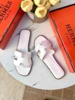 ⁦سليبر هيرمز ابيض 🤍⁩ - الصورة ⁦2⁩