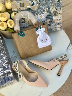 بكج Dior بيج ، حقيبة قاعدة 25سم + حذاء ارتفاع 7سم