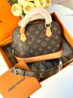 ⁦بكج LV حقيبة + حزام⁩ - الصورة ⁦3⁩
