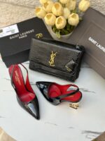 ⁦بكج YSL اسود مع هيلز مفتوح من الخلف⁩ - الصورة ⁦3⁩