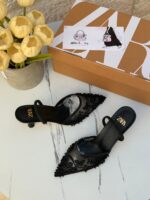 ⁦هيلز ZARA اسود مع اللؤلؤ 🖤 ارتفاع 7 سم⁩ - الصورة ⁦3⁩